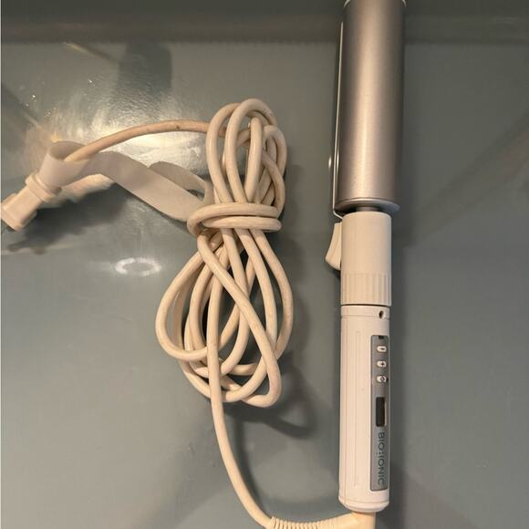 Bioionic Stylewinder Rotating Styling Iron - Picture 6 of 7